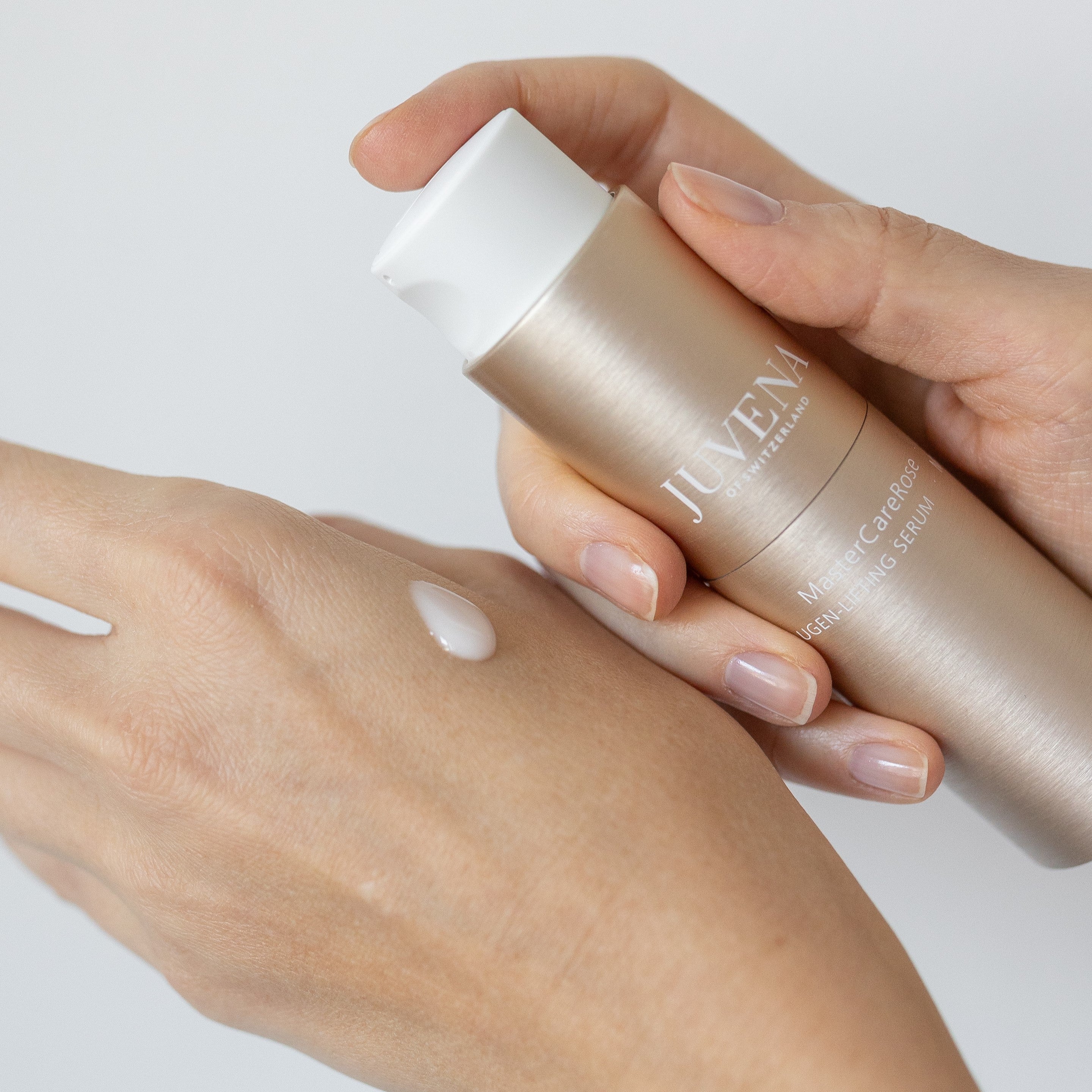 Mastercare Rose Eye Serum/ Пръвъзходен серум за очи с роза