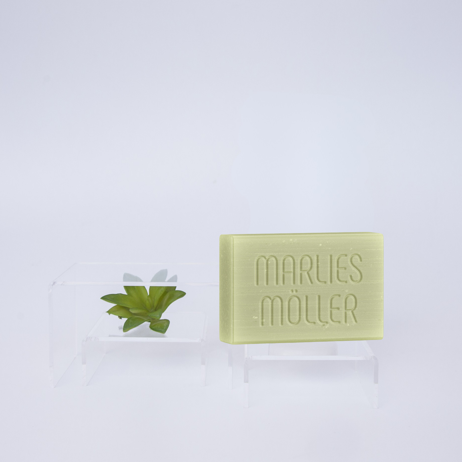 Vegan Pure Solid Melissa Shampoo/ Веган твърд шампоан