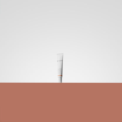 JUVENANCE® Epigen Lifting Anti-Wrinkle Eye Cream/ Лифтинг крем за очи и грижа за мигли