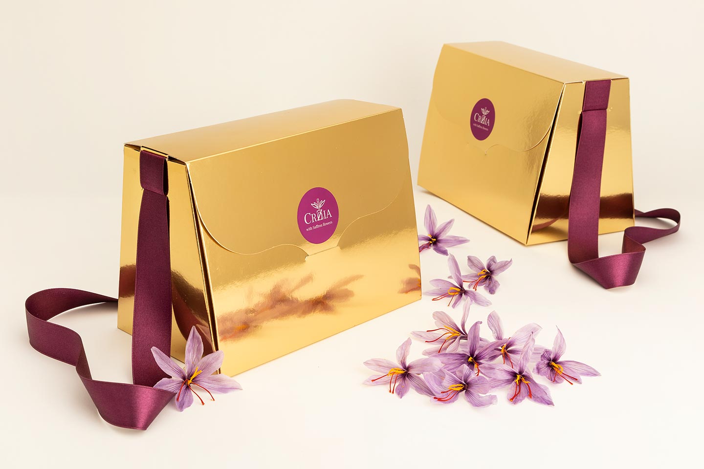 Luxury Gold bag from Crozia/ Златна чанта Crozia- цялостна грижа за лице