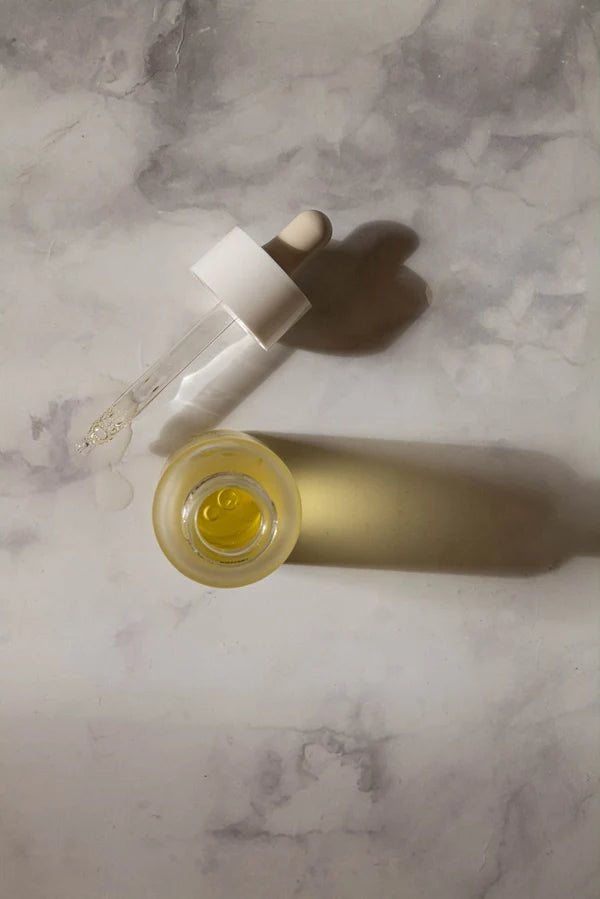 Calming face oil/ Успокояващо олио за лице