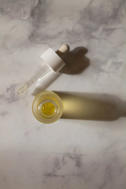 Calming face oil/ Успокояващо олио за лице