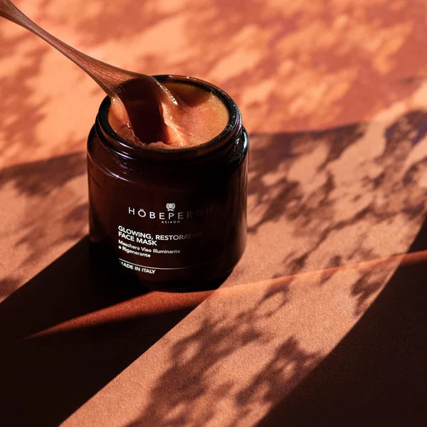 Glowing restorative face mask/ Възстановяваща маска за сияйна кожа